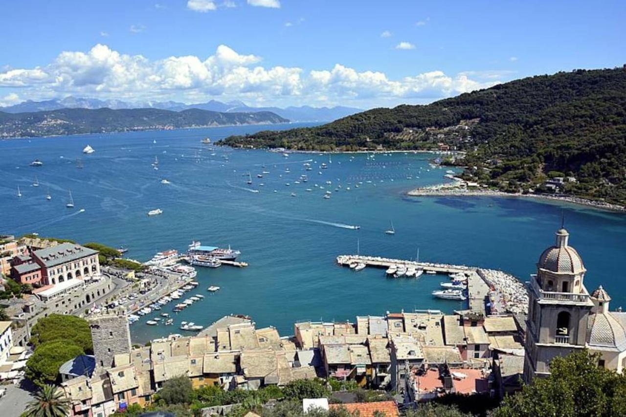 Casa Vacanze Ilaria Apartment Ceparana Bagian luar foto