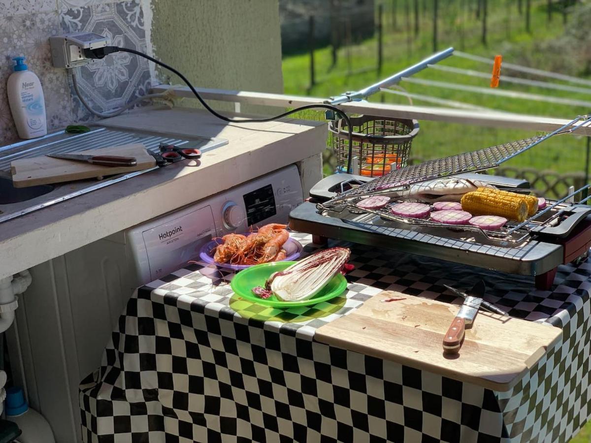 Casa Vacanze Ilaria Apartment Ceparana Bagian luar foto